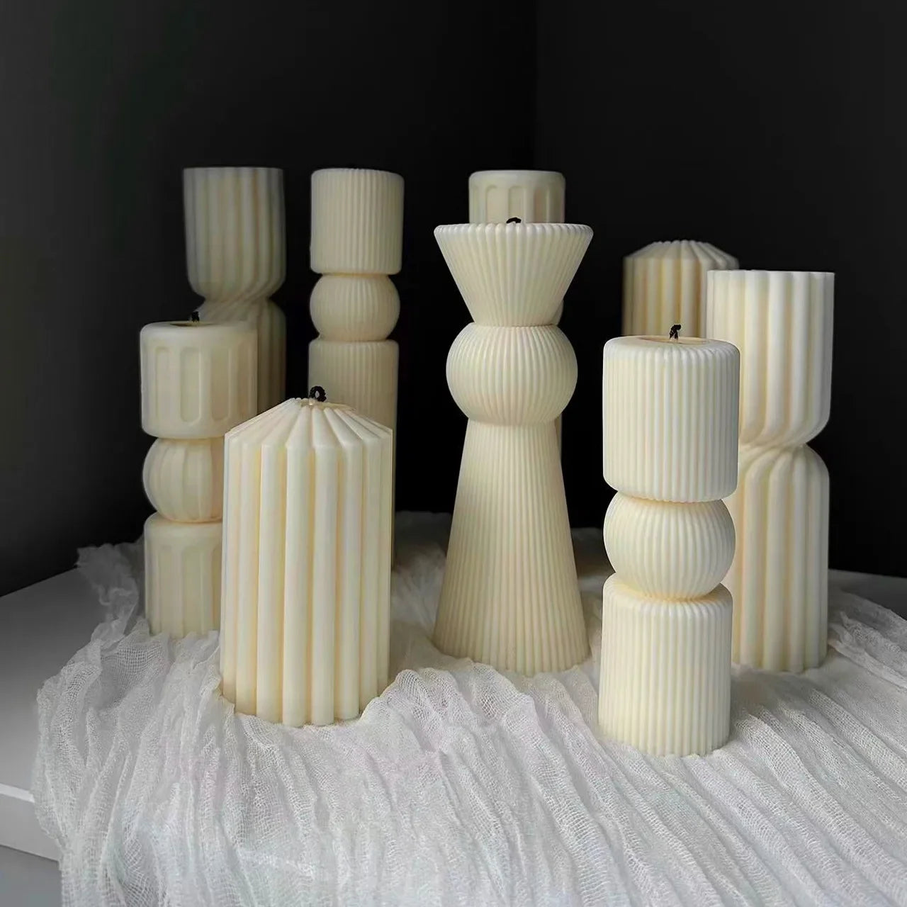 Wave cylindrical candle mold